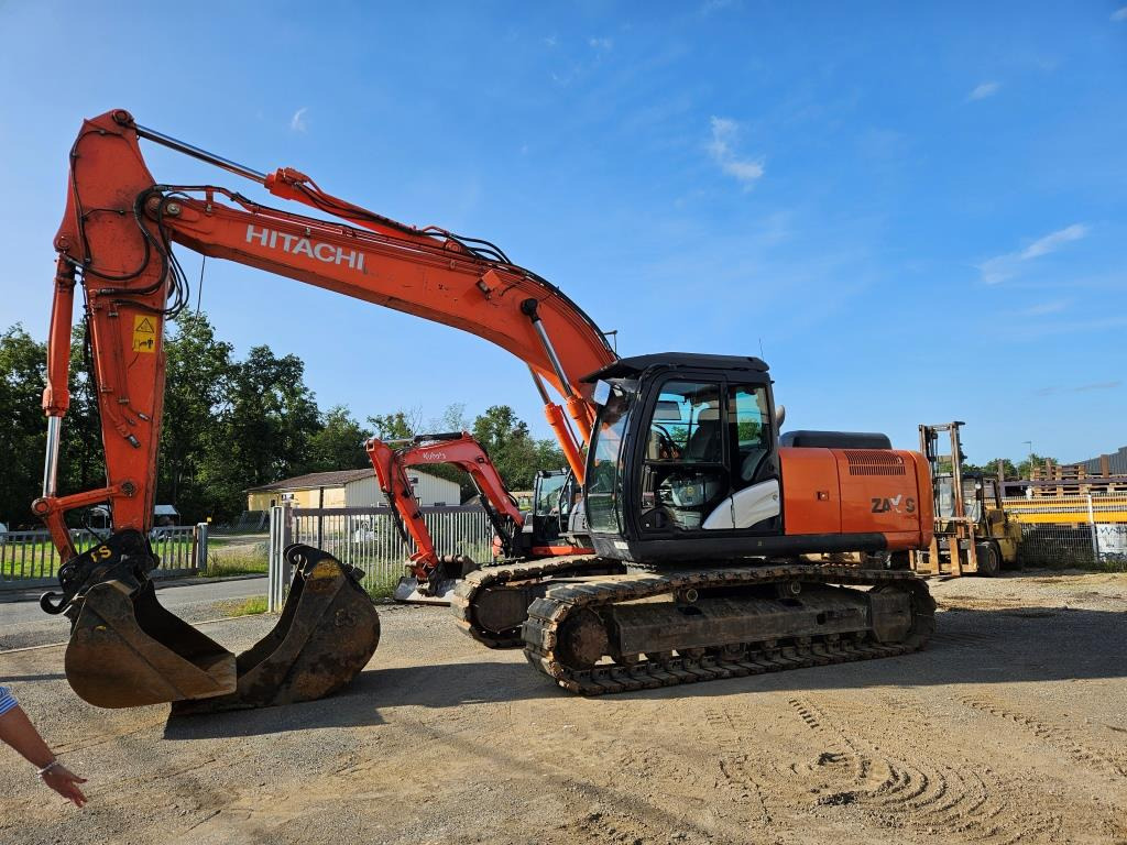 Escavadora de rastos HITACHI ZX 210 LC: foto 12