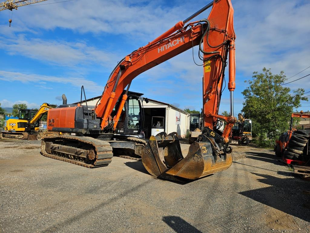 Escavadora de rastos HITACHI ZX 210 LC: foto 8