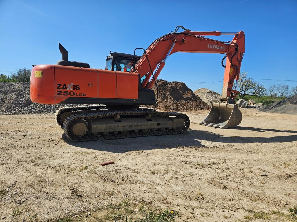 HITACHI ZX 250 LCN-5 - Escavadora de rastos: foto 5 HITACHI ZX 250 LCN-5 - Escavadora de rastos: foto 5