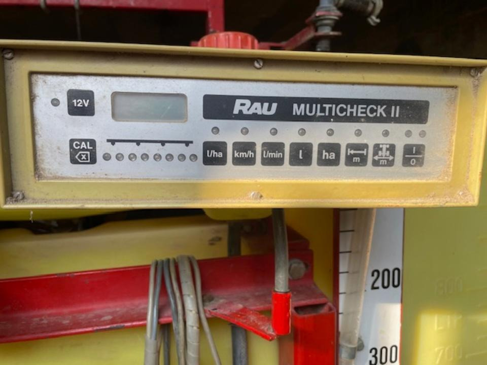 Feldspritze 800 ltr. Rau D2 - Pulverizador montado: foto 5 Feldspritze 800 ltr. Rau D2 - Pulverizador montado: foto 5