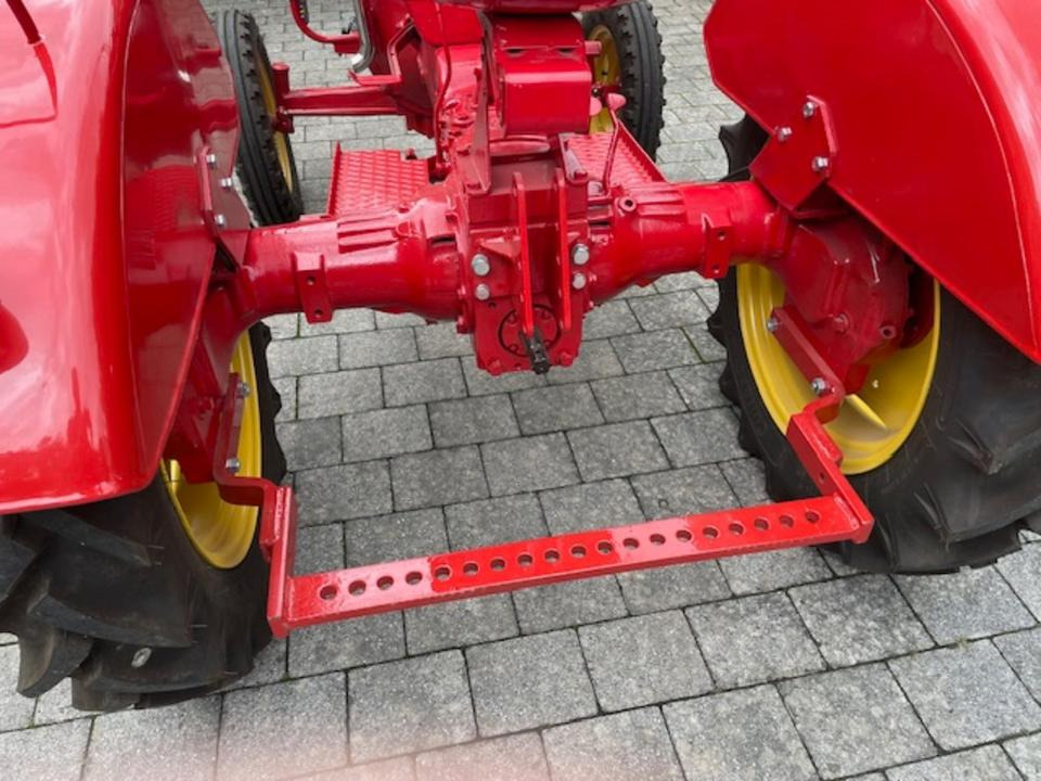 Porsche Junior 108 - Mini trator: foto 5 Porsche Junior 108 - Mini trator: foto 5