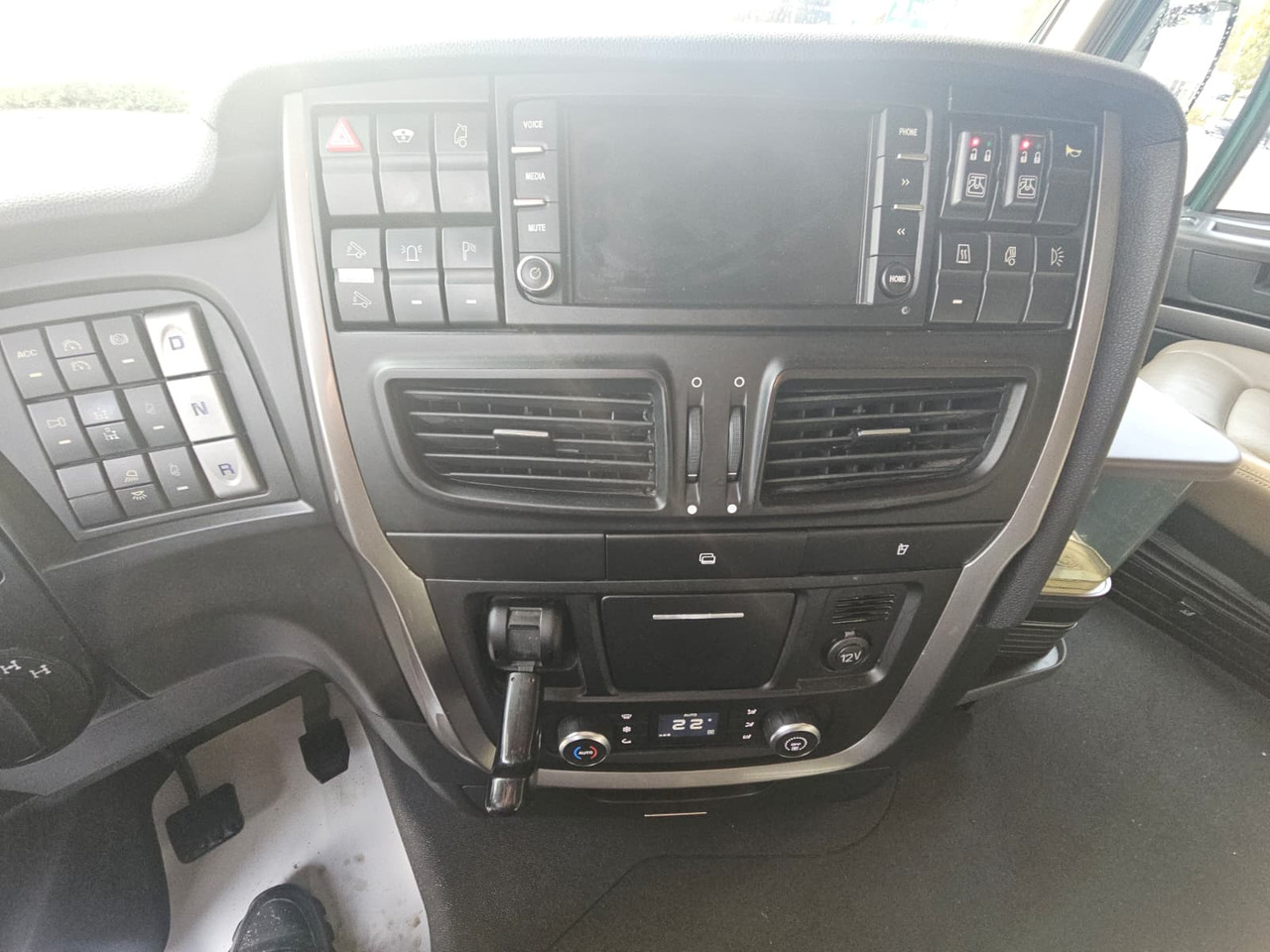 Camião transportador de contêineres/ Caixa móvel Iveco Stralis 560 6x4: foto 21