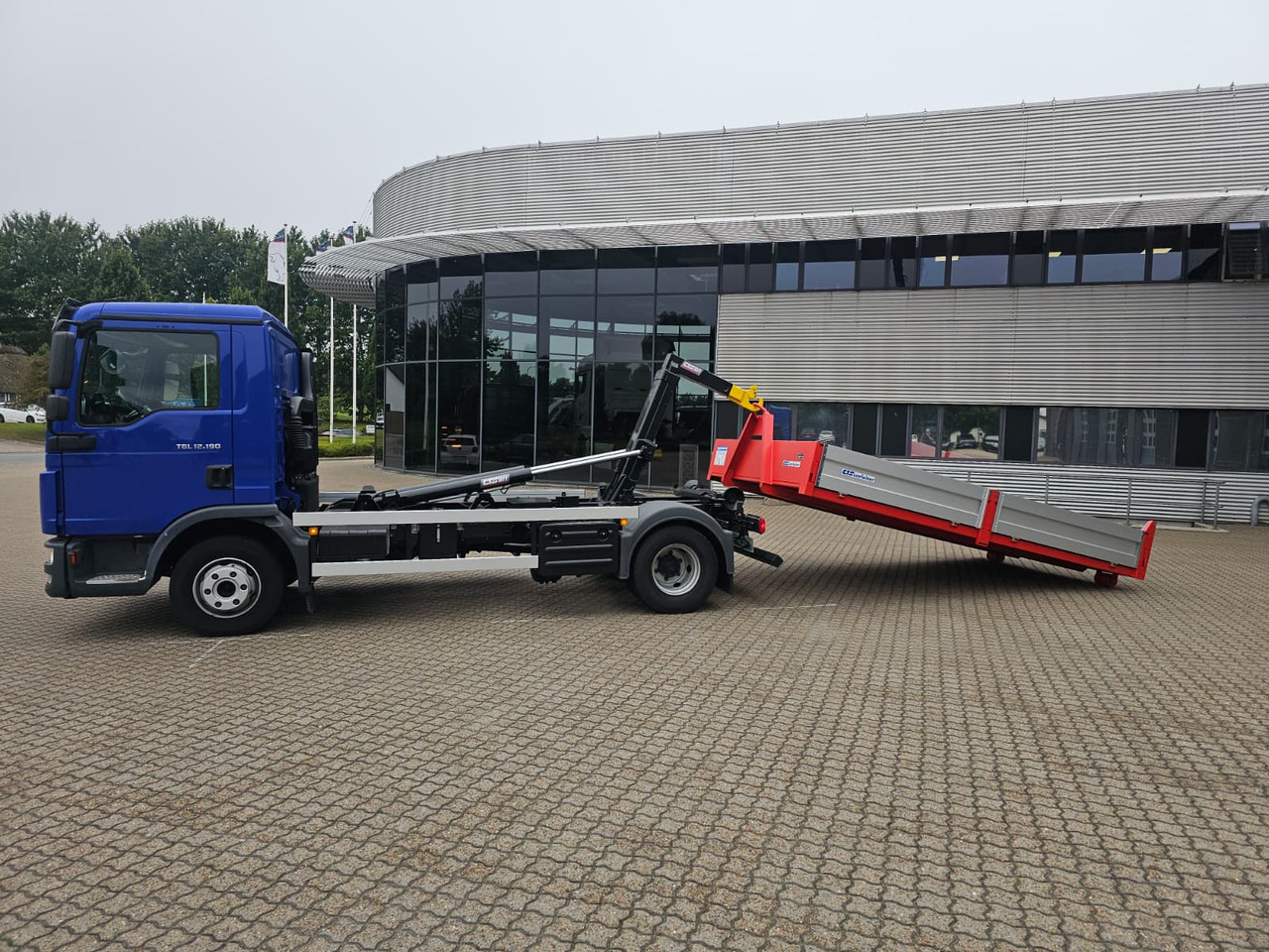 MAN TGL 12.190 BL - Camião polibenne: foto 2 MAN TGL 12.190 BL - Camião polibenne: foto 2