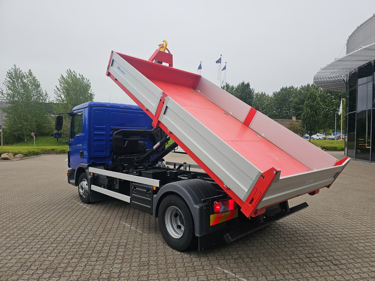 MAN TGL 12.190 BL - Camião polibenne: foto 3 MAN TGL 12.190 BL - Camião polibenne: foto 3