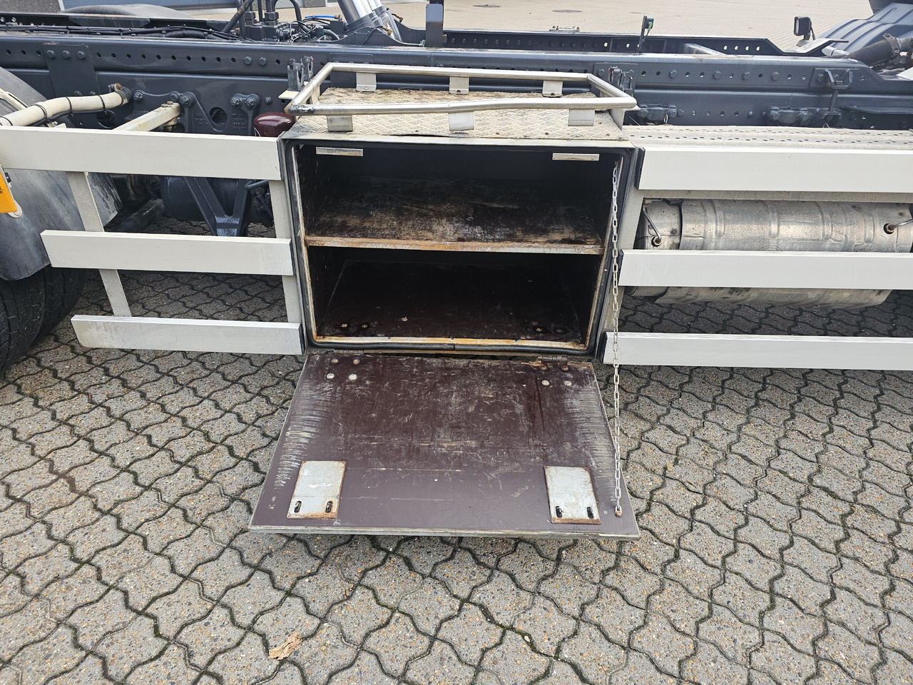 Camião transportador de contêineres/ Caixa móvel Mercedes Atego 1224: foto 13 Camião transportador de contêineres/ Caixa móvel Mercedes Atego 1224: foto 13