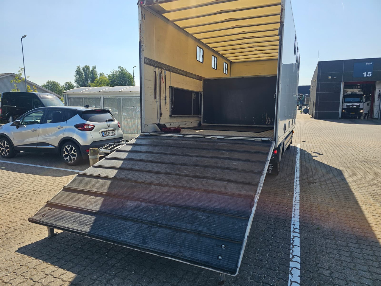 Mercedes Atego 817 - Camião transporte de gado: foto 5 Mercedes Atego 817 - Camião transporte de gado: foto 5