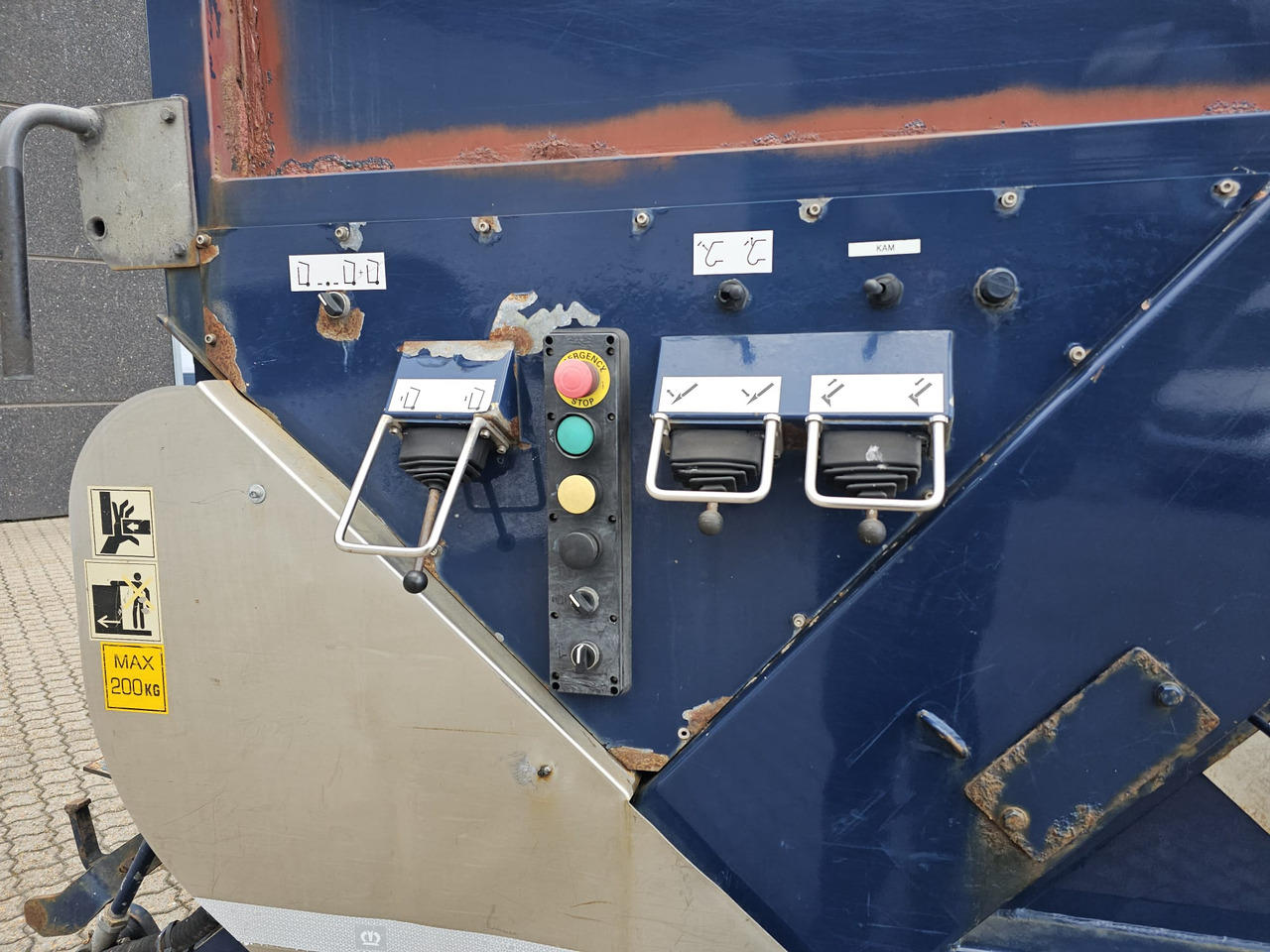 Caminhão de lixo Mercedes Econic 2630 Gas-CNG: foto 12