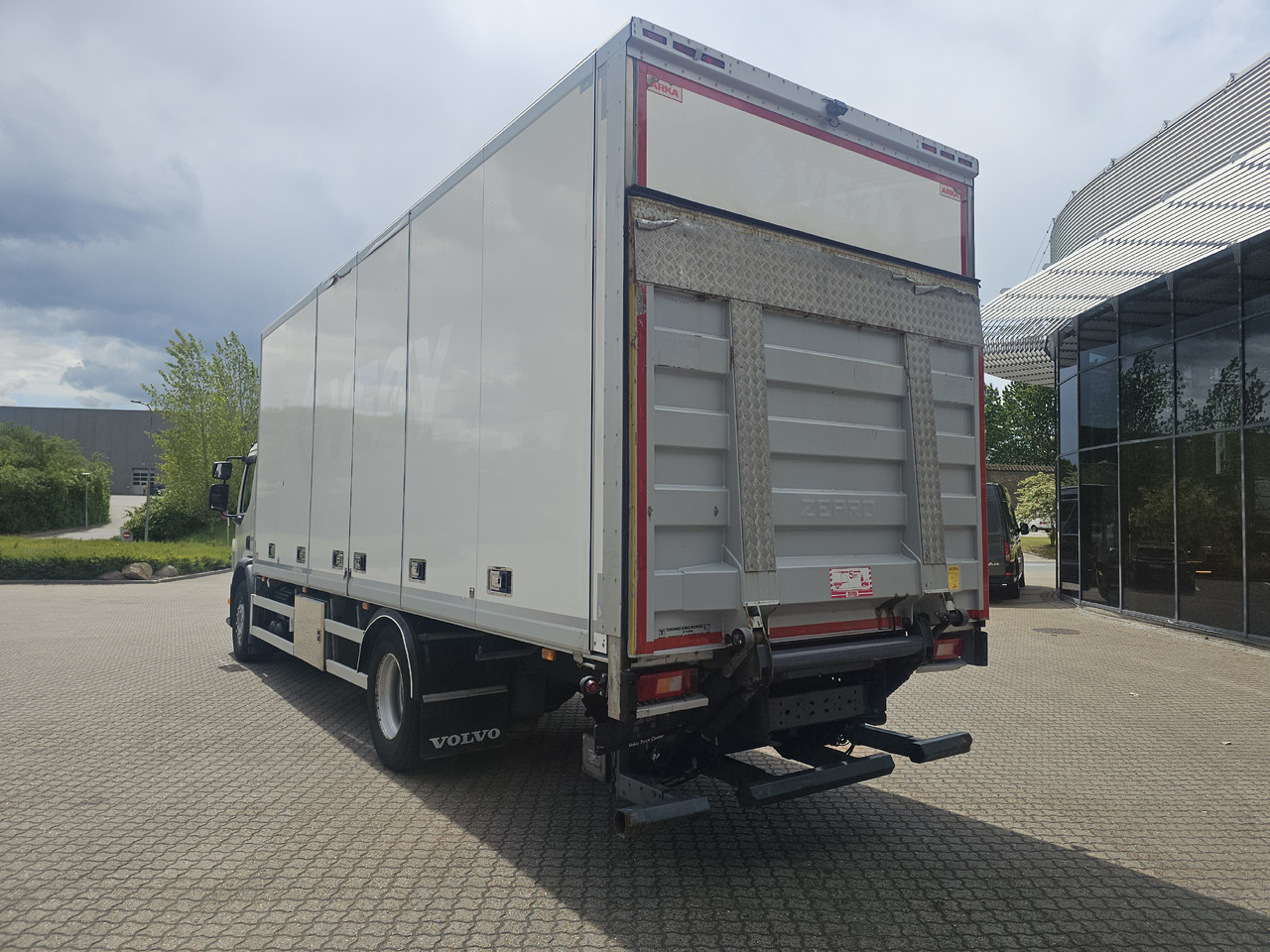 Volvo FE320 - Camião frigorífico: foto 4 Volvo FE320 - Camião frigorífico: foto 4
