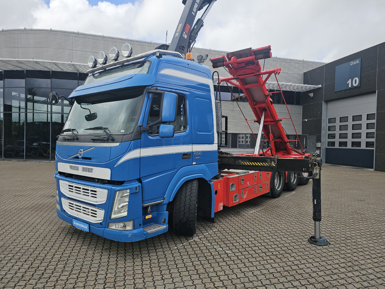 Camião transportador de contêineres/ Caixa móvel, Camião grua Volvo FM500: foto 1
