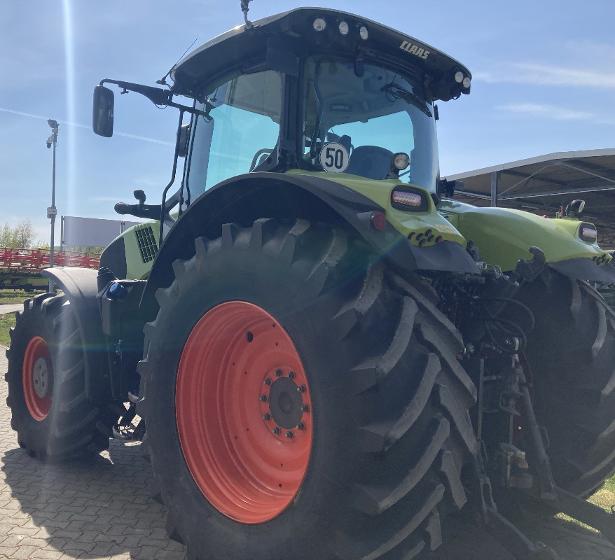 CLAAS Axion 830 CMATIC - Trator: foto 1 CLAAS Axion 830 CMATIC - Trator: foto 1