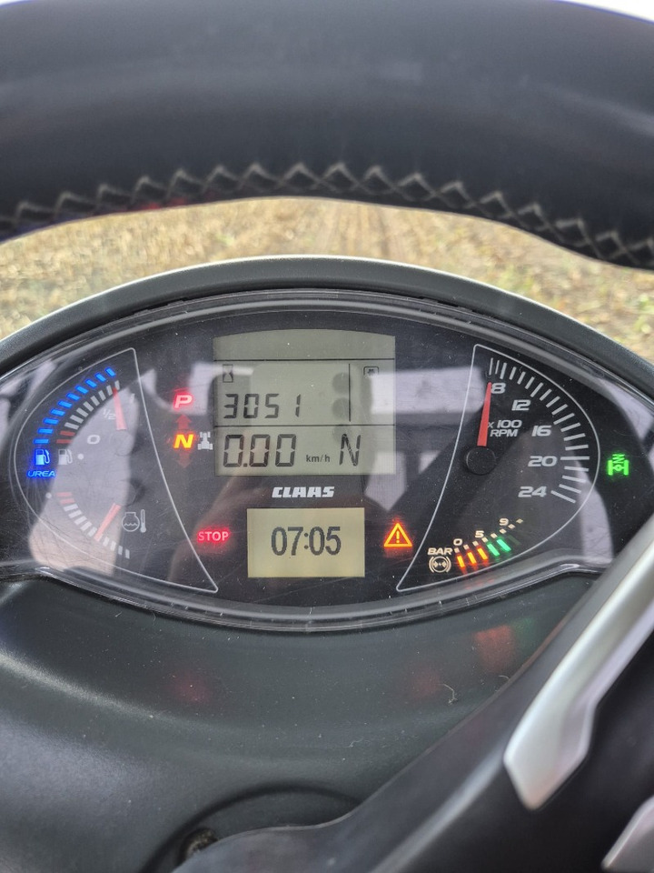 CLAAS Axion 870 - Trator: foto 3 CLAAS Axion 870 - Trator: foto 3