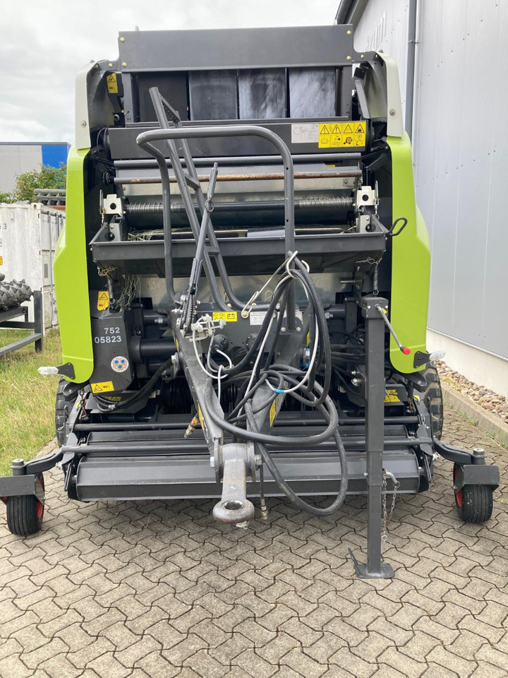 CLAAS Variant 485 RC PRO - Enfardadeira de fardos redondos: foto 2 CLAAS Variant 485 RC PRO - Enfardadeira de fardos redondos: foto 2