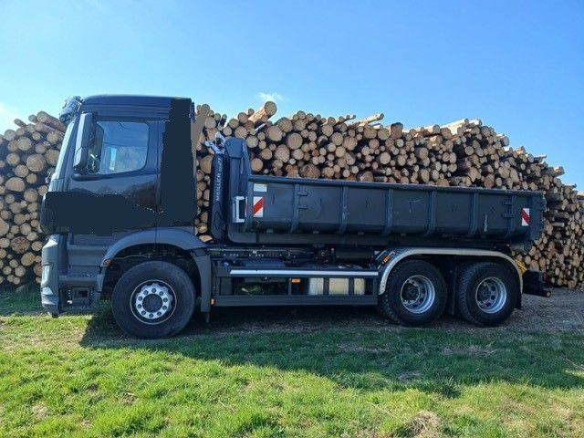 Mercedes-Benz Arocs 5 2648 Meiller Hakenlift 21-60 neuwertig - Camião polibenne: foto 4 Mercedes-Benz Arocs 5 2648 Meiller Hakenlift 21-60 neuwertig - Camião polibenne: foto 4