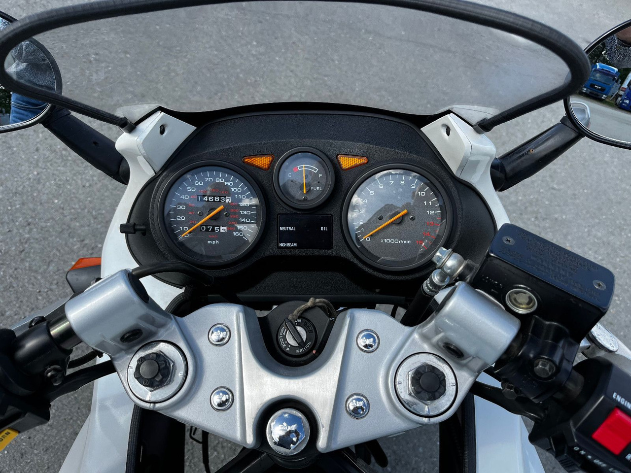 Motocicleta Suzuki GSX 750: foto 20