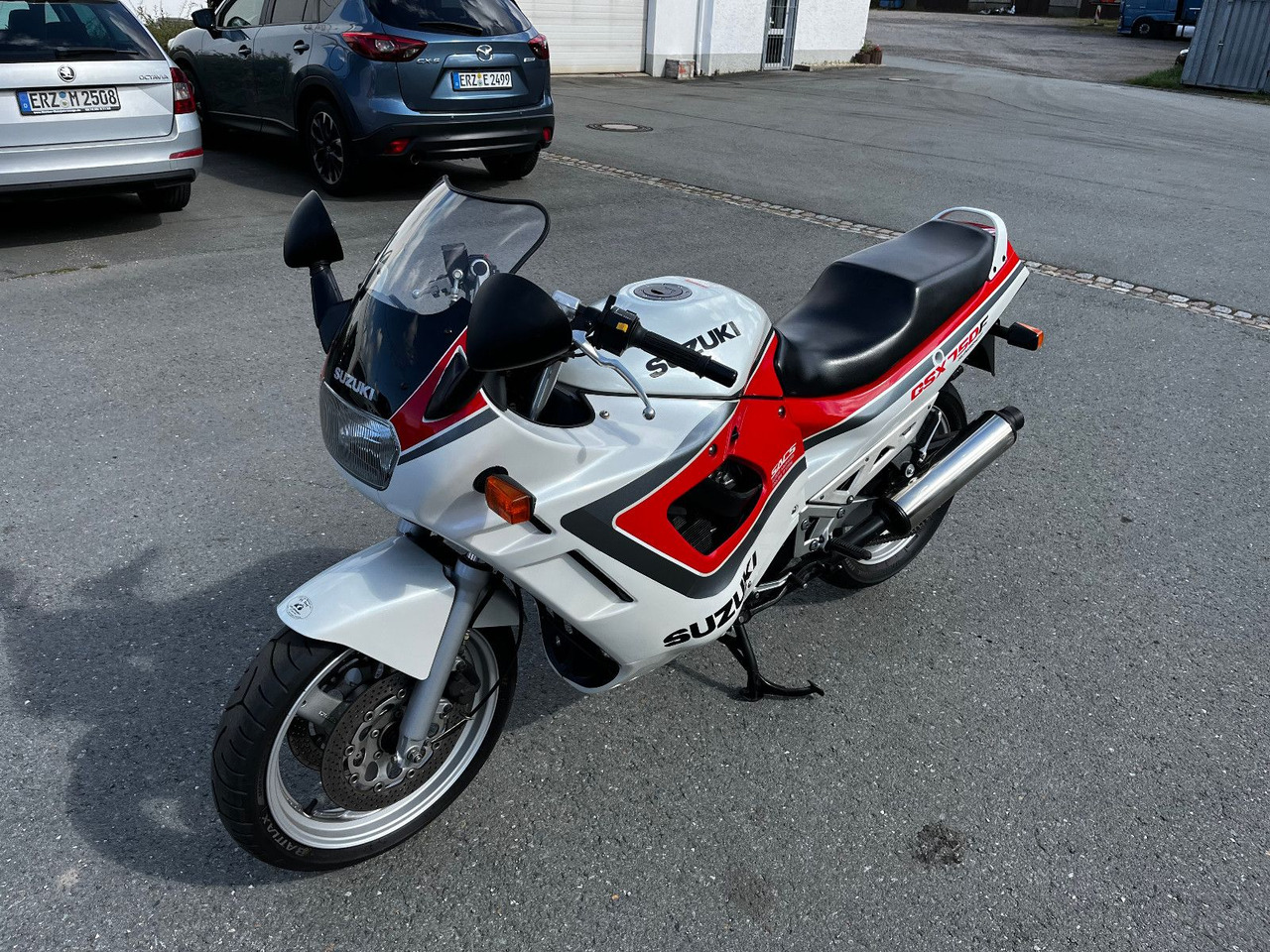 Motocicleta Suzuki GSX 750: foto 8