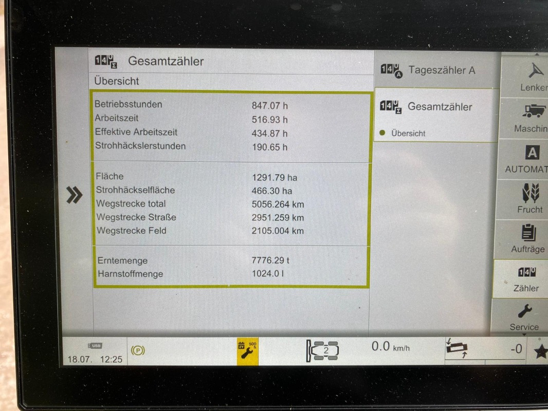 CLAAS Lexion 6800 mit Vario 930 Schneidwerk - Ceifeira debulhadora: foto 4 CLAAS Lexion 6800 mit Vario 930 Schneidwerk - Ceifeira debulhadora: foto 4