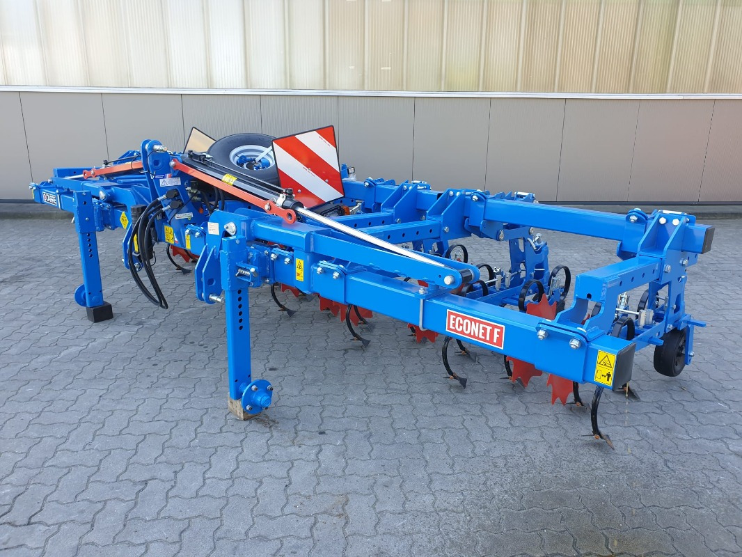Carré ECONET F 6R75 HACKE - Maquina para lavrar a terra: foto 3 Carré ECONET F 6R75 HACKE - Maquina para lavrar a terra: foto 3
