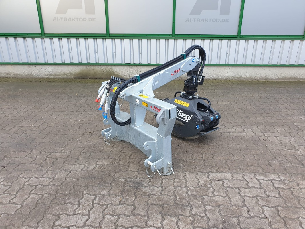 Fliegl RZ 185 COMBI PLUS - Equipamento florestal: foto 1 Fliegl RZ 185 COMBI PLUS - Equipamento florestal: foto 1
