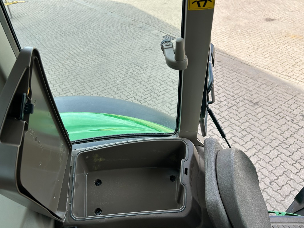 Trator John Deere 6175M: foto 10