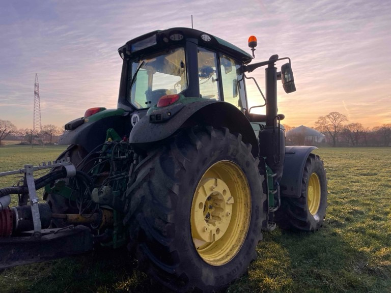 Trator John Deere 6175M: foto 6