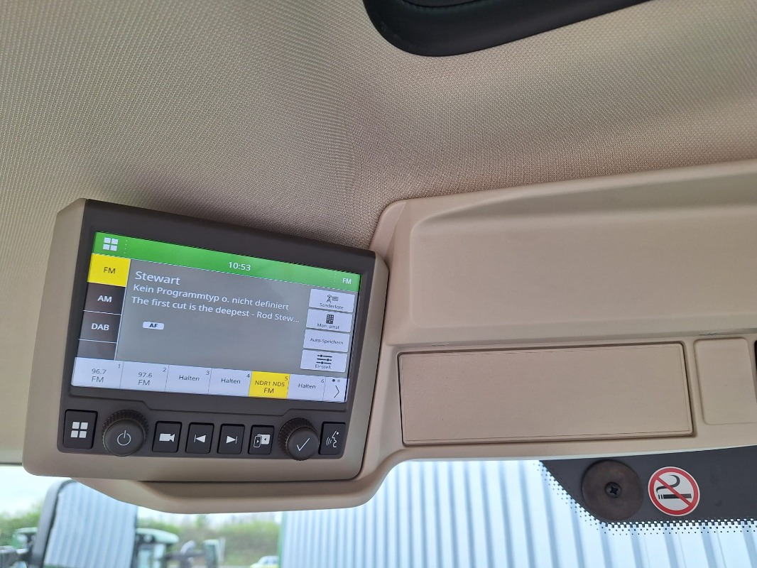 John Deere 6R 230 **MIETRÜCKLÄUFER** - Trator: foto 3 John Deere 6R 230 **MIETRÜCKLÄUFER** - Trator: foto 3