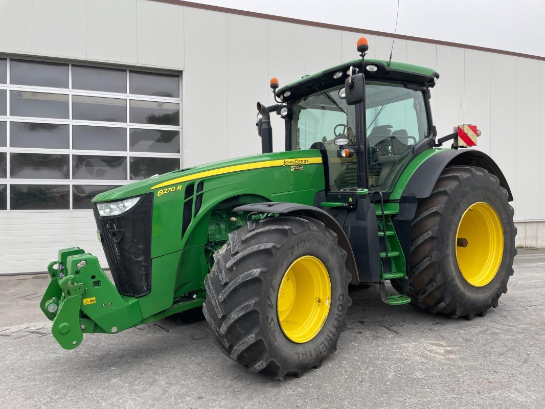 John Deere 8270R - Trator: foto 1 John Deere 8270R - Trator: foto 1