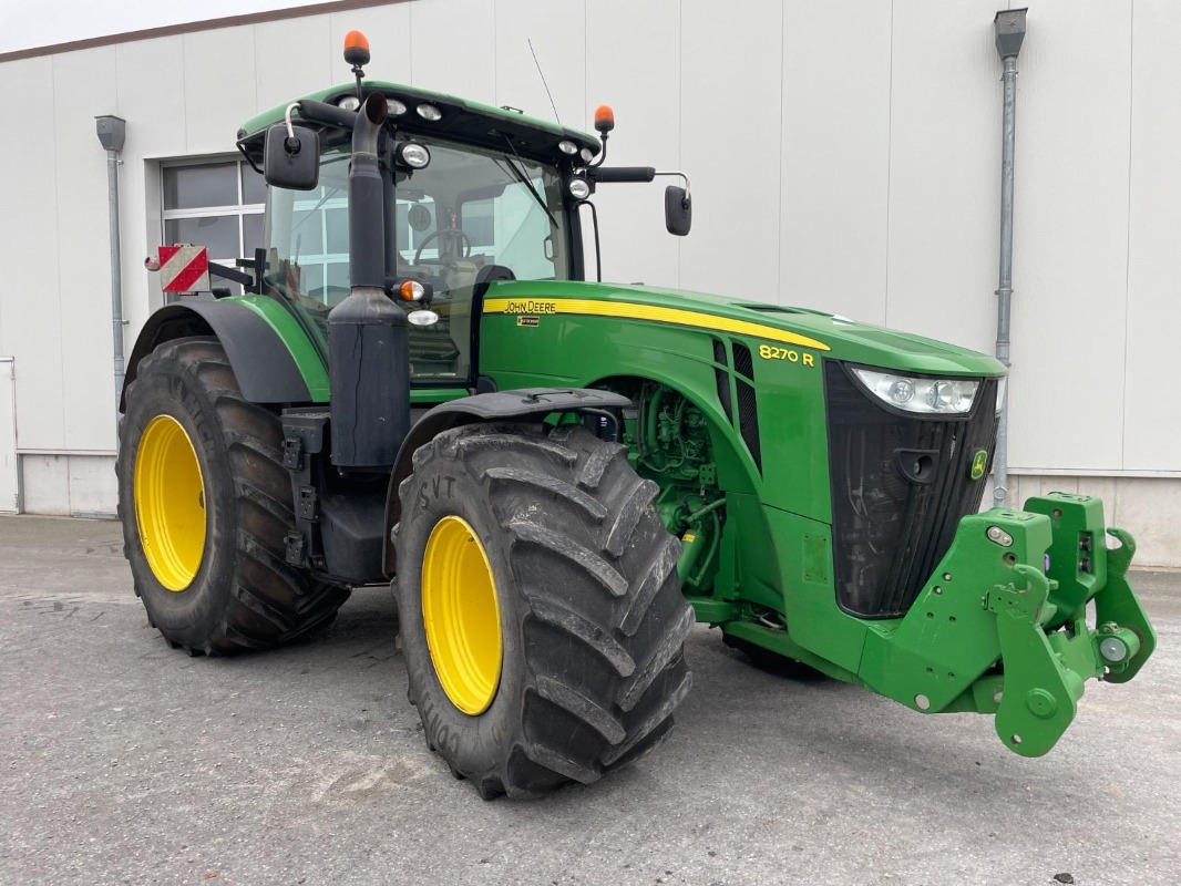 John Deere 8270R - Trator: foto 2 John Deere 8270R - Trator: foto 2