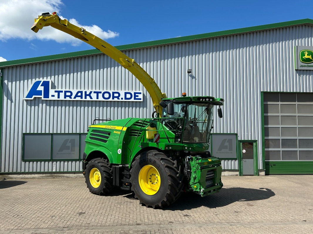 John Deere 8400i PREMIUM USED - Colheitadeira: foto 1 John Deere 8400i PREMIUM USED - Colheitadeira: foto 1