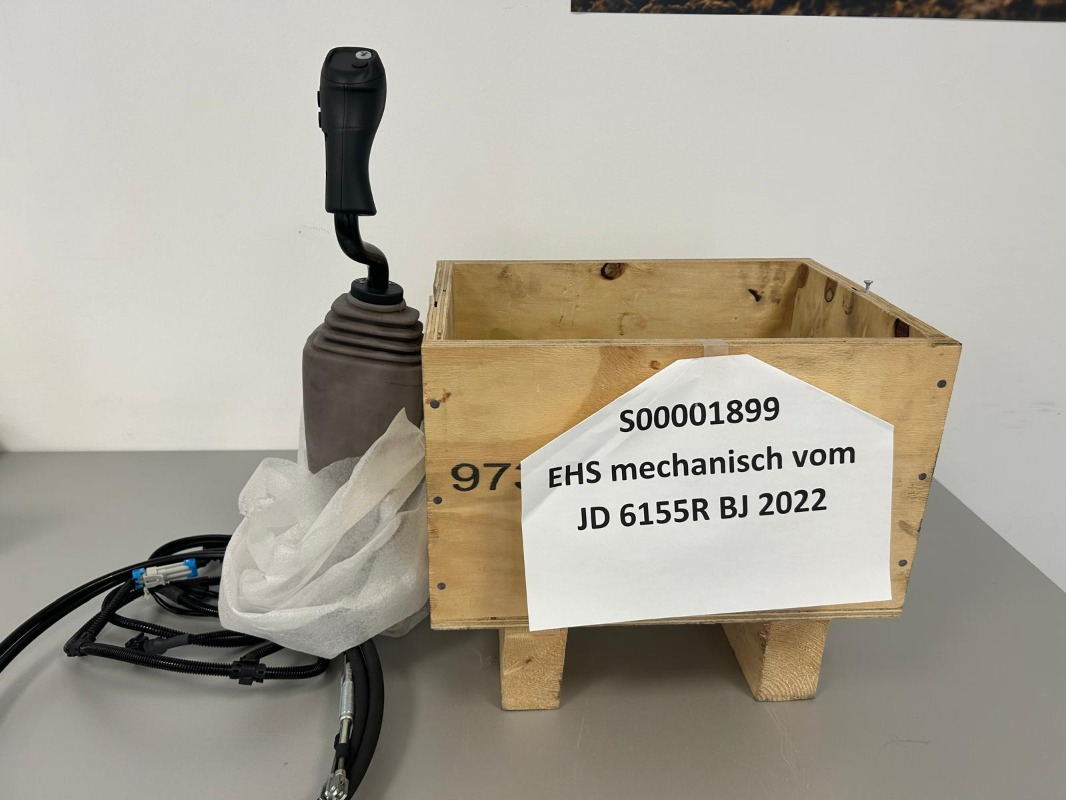 John Deere Einhebelsteuergerät mechanisch vom 6155R - Hidráulica para Máquina agrícola: foto 1 John Deere Einhebelsteuergerät mechanisch vom 6155R - Hidráulica para Máquina agrícola: foto 1