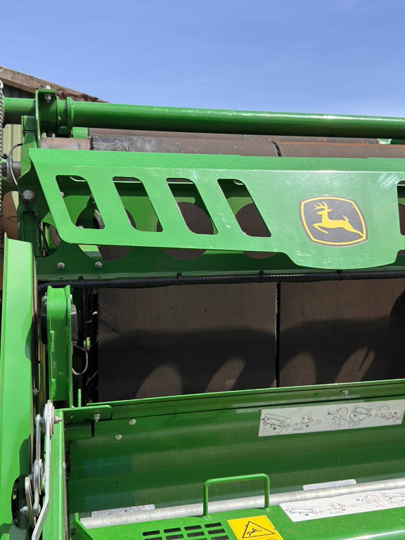 Empacotador de fardos John Deere V461R: foto 13