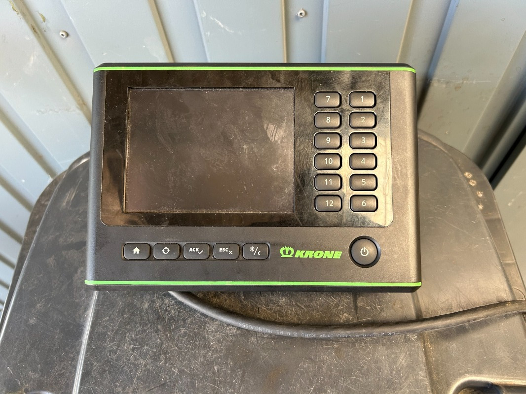 Krone GX 440 - Reboque agrícola: foto 2 Krone GX 440 - Reboque agrícola: foto 2