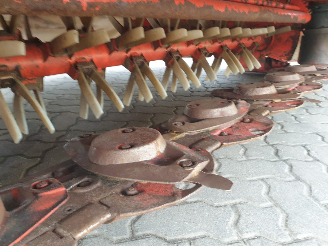 Kuhn FC 283 G-II FF LIFTCONTROL - Gadanheira: foto 4 Kuhn FC 283 G-II FF LIFTCONTROL - Gadanheira: foto 4