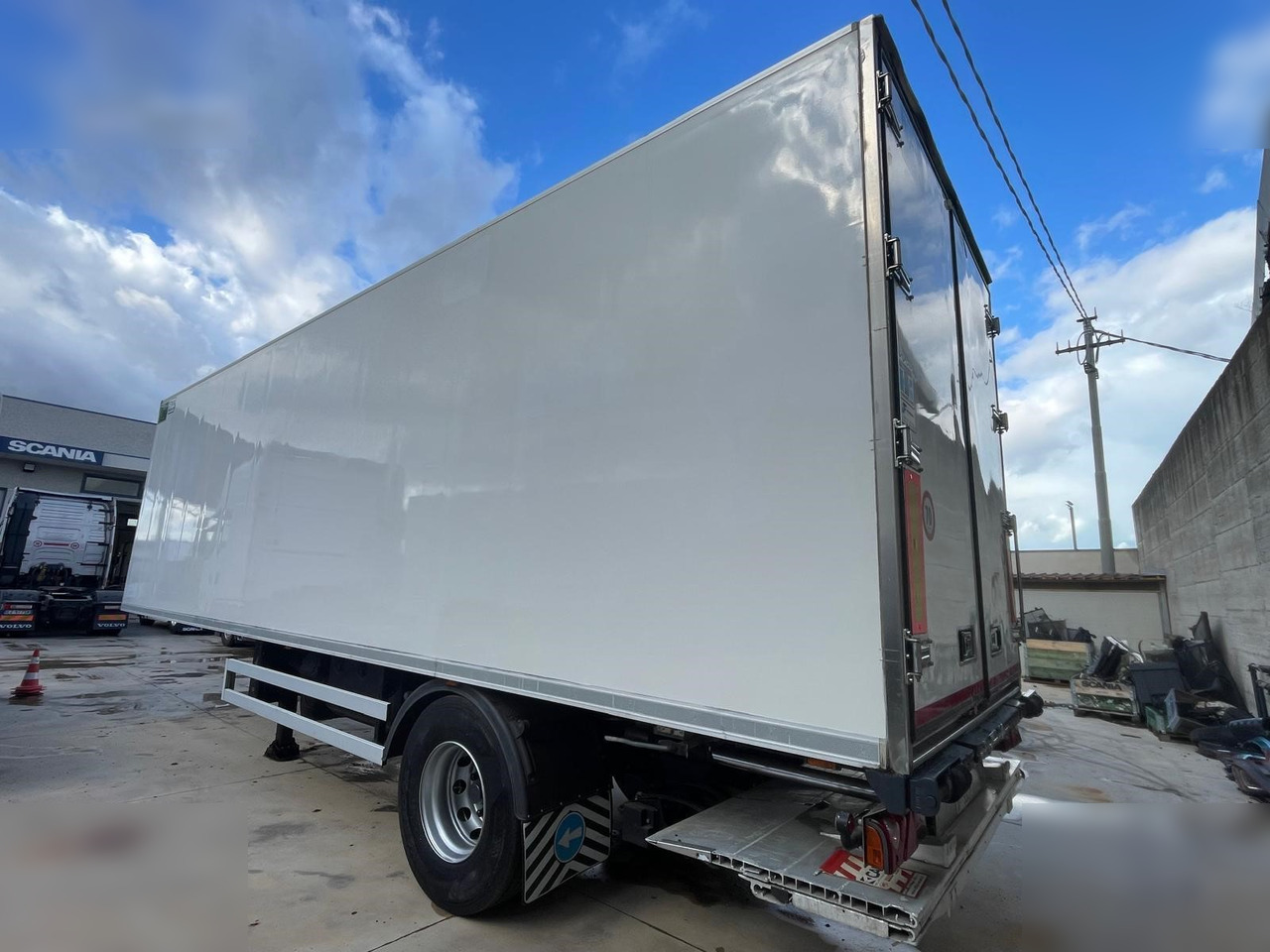 BARTOLETTI - Semi-reboque frigorífico: foto 3 BARTOLETTI - Semi-reboque frigorífico: foto 3