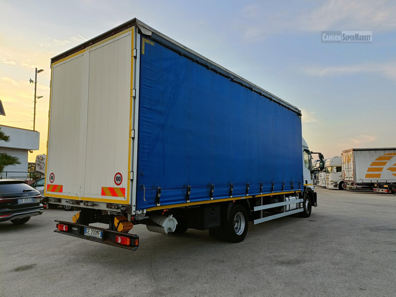 IVECO EUROCARGO 120E25 - Camião de lona: foto 5 IVECO EUROCARGO 120E25 - Camião de lona: foto 5
