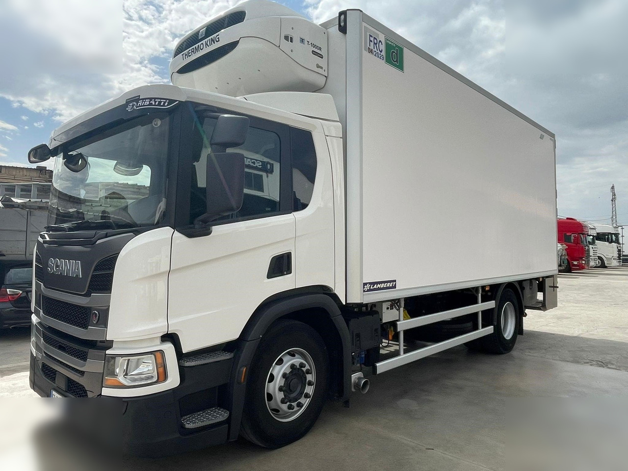 SCANIA P280 - Camião frigorífico: foto 2 SCANIA P280 - Camião frigorífico: foto 2