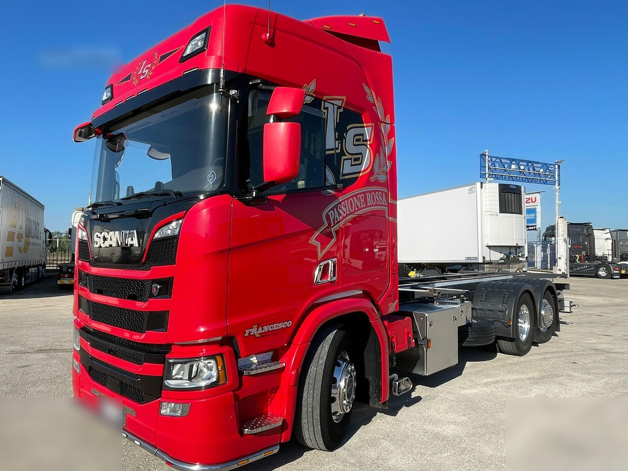SCANIA R450 - Camião transportador de contêineres/ Caixa móvel: foto 3 SCANIA R450 - Camião transportador de contêineres/ Caixa móvel: foto 3