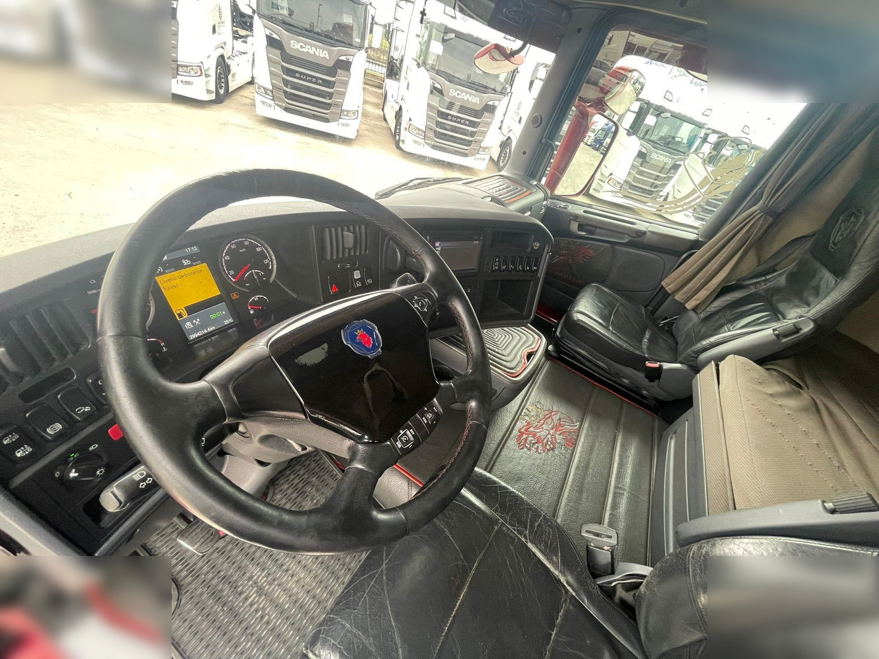 Camião transportador de contêineres/ Caixa móvel SCANIA R560: foto 6
