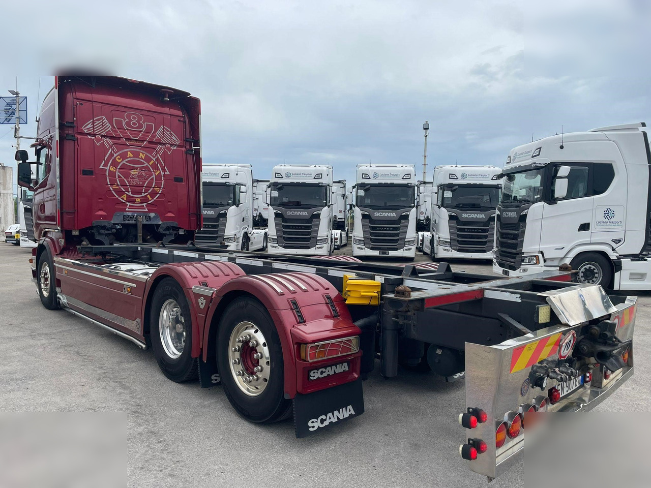 SCANIA R560 - Camião transportador de contêineres/ Caixa móvel: foto 4 SCANIA R560 - Camião transportador de contêineres/ Caixa móvel: foto 4