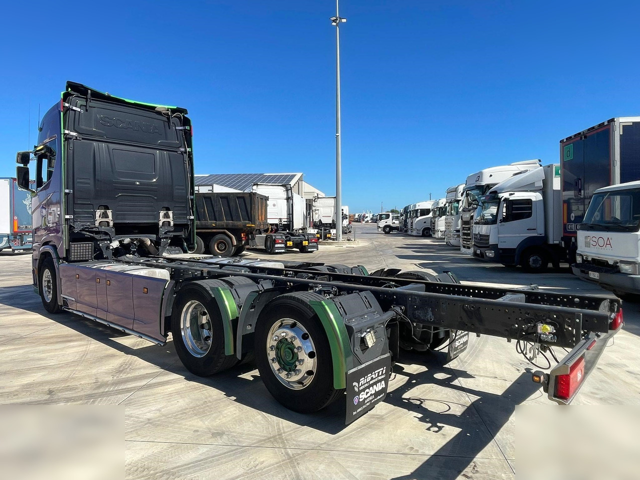 SCANIA S520 - Camião chassi: foto 3 SCANIA S520 - Camião chassi: foto 3