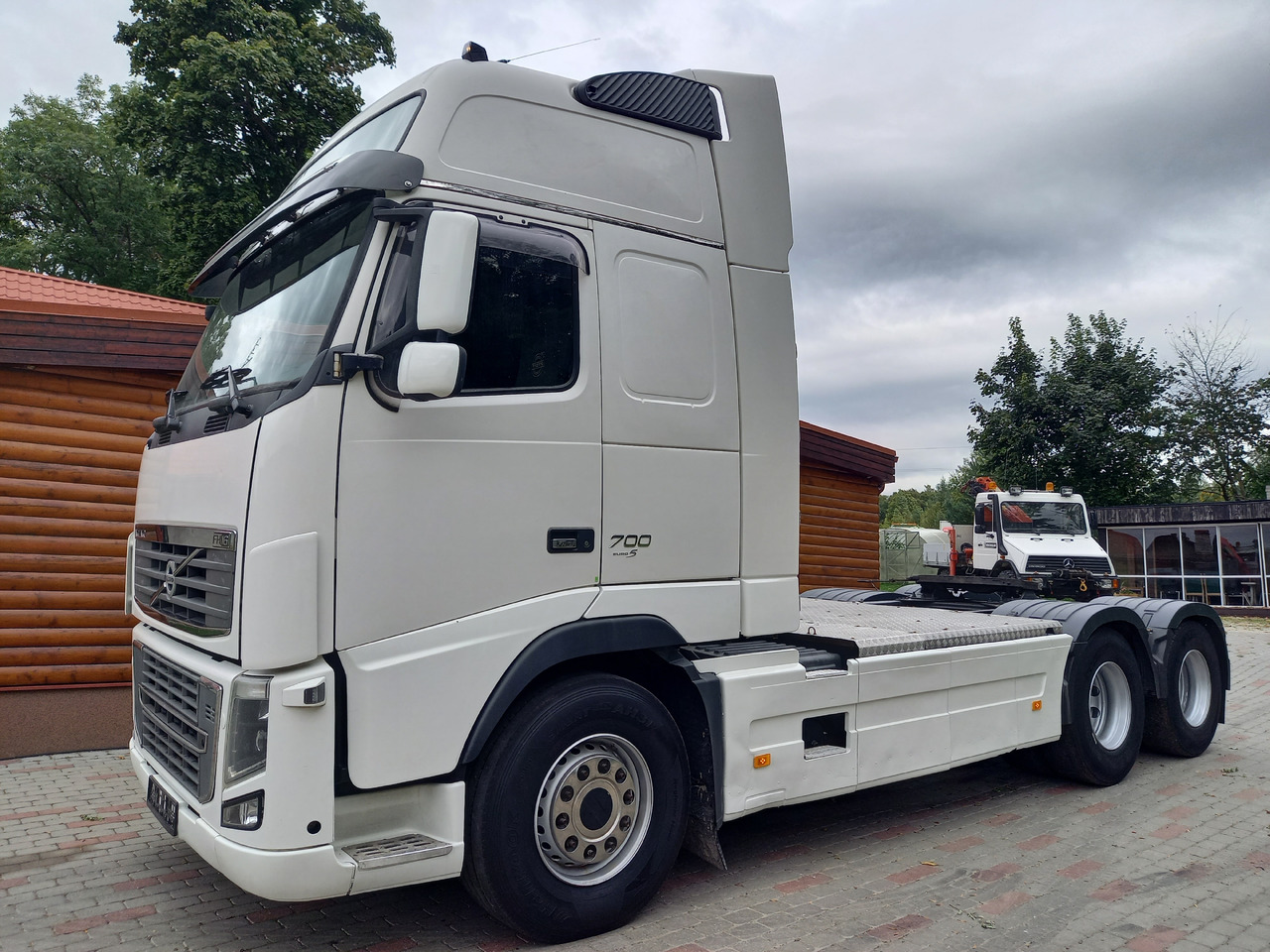 VOLVO FH 16, 6x4, 700, HÜDRAULIKA - Tractor: foto 3 VOLVO FH 16, 6x4, 700, HÜDRAULIKA - Tractor: foto 3