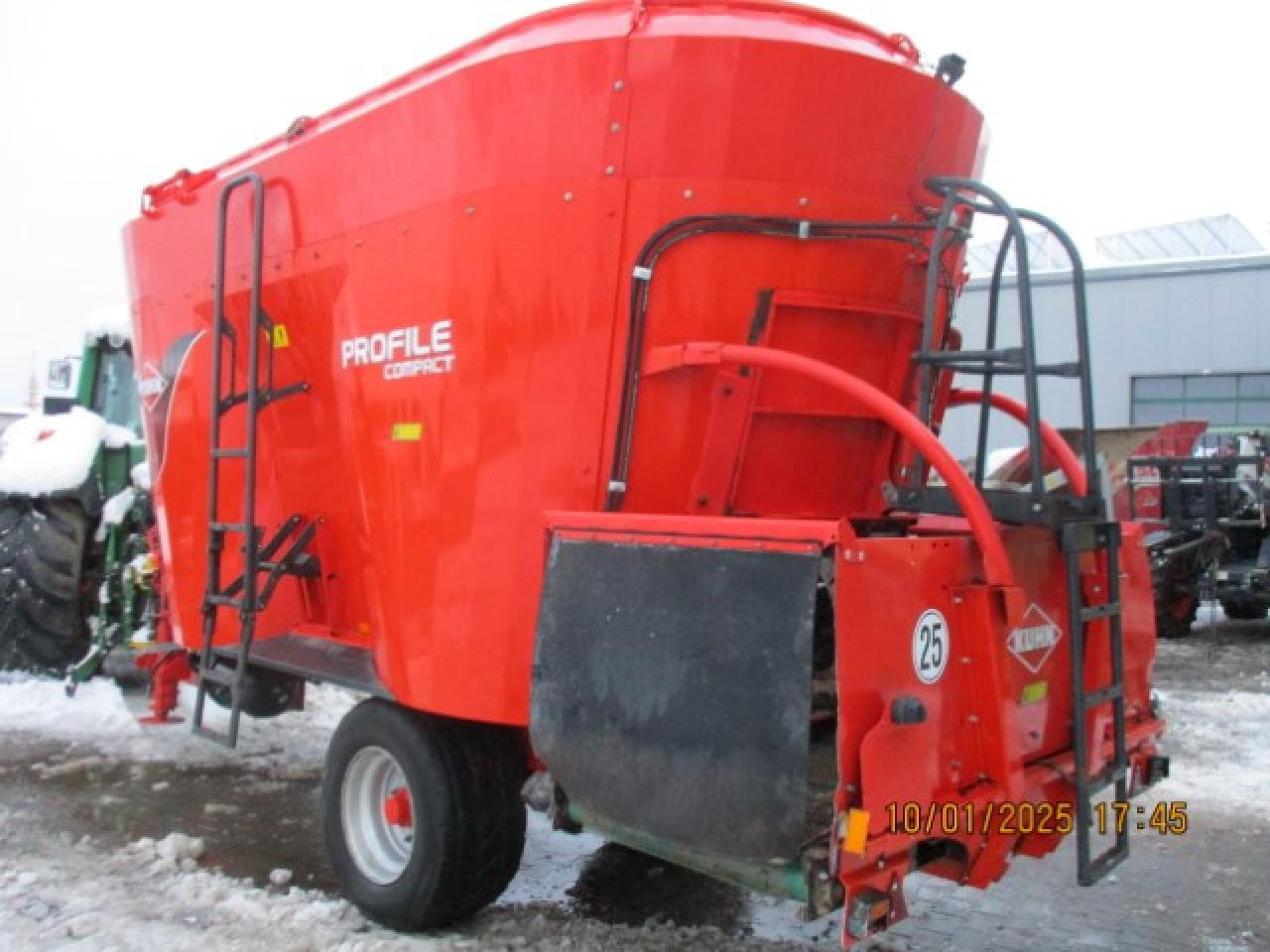 Kuhn Profile 2080 Compact - Misturadora Alimentadora: foto 2 Kuhn Profile 2080 Compact - Misturadora Alimentadora: foto 2