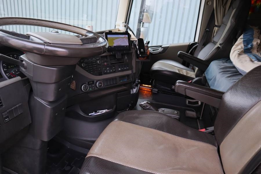 Grua todo o terreno Effer 955/8S Volvo 540 Euro 6, Valid Inspection, 8x2x4 D: foto 14