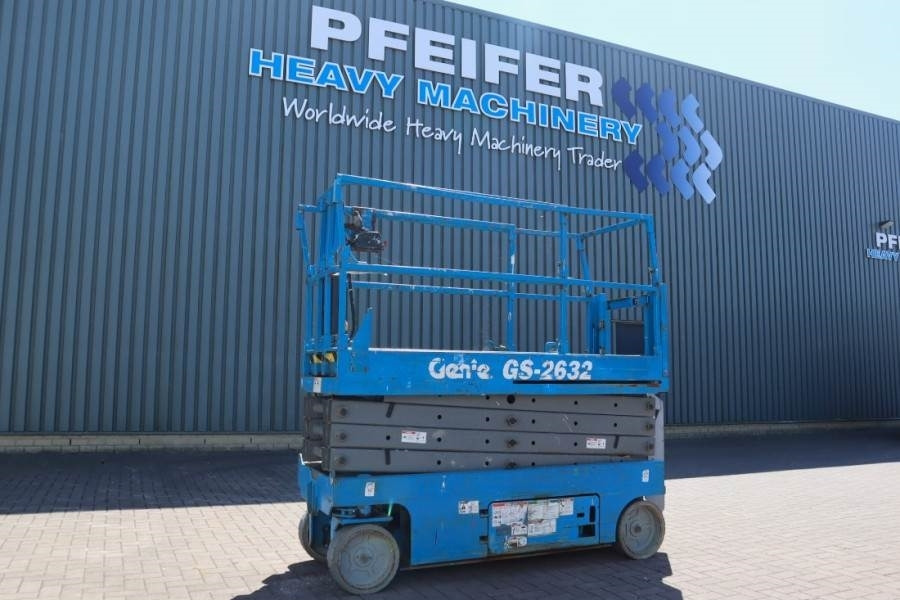 Genie GS2632 Electric, Working Height 10m, 227kg Capacit - Plataforma de Tijera/ Plataforma de tesoura: foto 1 Genie GS2632 Electric, Working Height 10m, 227kg Capacit - Plataforma de Tijera/ Plataforma de tesoura: foto 1