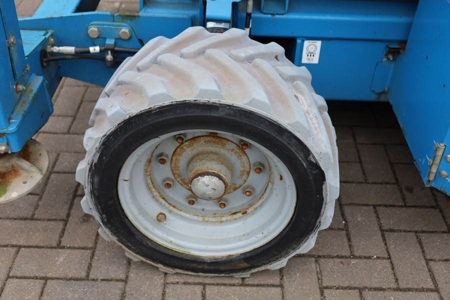 Plataforma de Tijera/ Plataforma de tesoura Genie GS4069 Electric, 14m Working Height, 363kg Capacit: foto 9