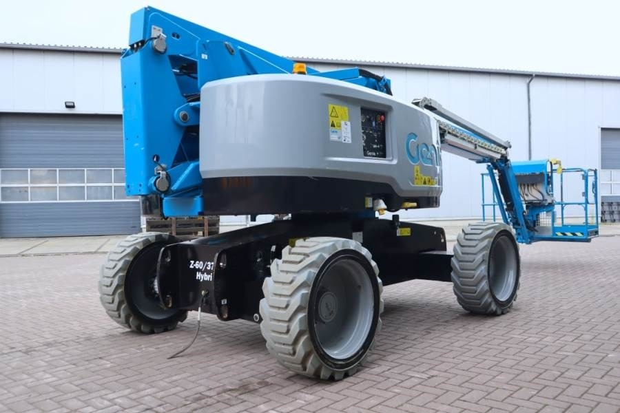 Genie Z60/37FE Guarantee! Hybrid, 4x4 Drive, 20m Working - Plataforma articulada: foto 2 Genie Z60/37FE Guarantee! Hybrid, 4x4 Drive, 20m Working - Plataforma articulada: foto 2