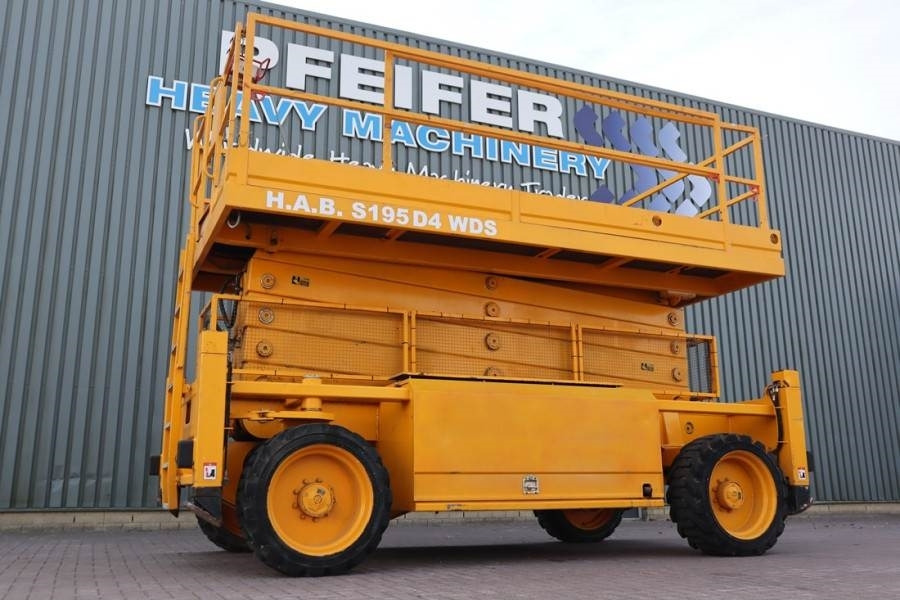 HAB S195-24 D4WDS Diesel, 4x4 Drive, 19.5m Working Hei - Plataforma de Tijera/ Plataforma de tesoura: foto 1 HAB S195-24 D4WDS Diesel, 4x4 Drive, 19.5m Working Hei - Plataforma de Tijera/ Plataforma de tesoura: foto 1