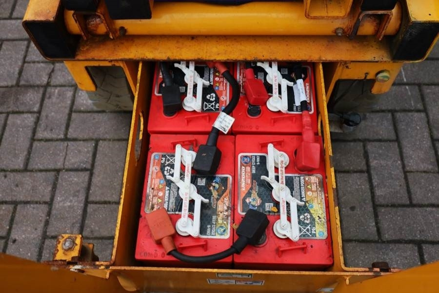 Haulotte Compact 10N As-Is, Electric, 10m Working Height, 2 - Plataforma de Tijera/ Plataforma de tesoura: foto 4 Haulotte Compact 10N As-Is, Electric, 10m Working Height, 2 - Plataforma de Tijera/ Plataforma de tesoura: foto 4