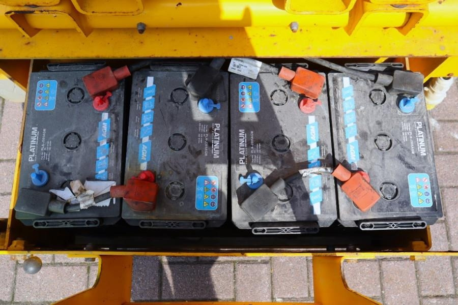 Haulotte Compact 14 Electric, 14m Working Height, 350kg Cap - Plataforma de Tijera/ Plataforma de tesoura: foto 4 Haulotte Compact 14 Electric, 14m Working Height, 350kg Cap - Plataforma de Tijera/ Plataforma de tesoura: foto 4