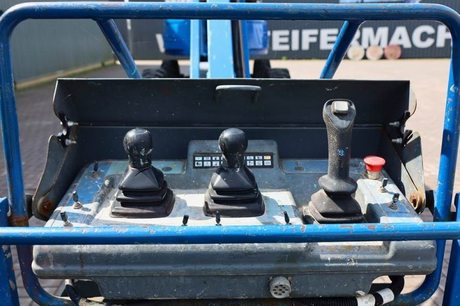 Haulotte HT23RTJ PRO Diesel, 4x4x4 Drive, 22.5 m Working He - Plataforma telescópica: foto 5 Haulotte HT23RTJ PRO Diesel, 4x4x4 Drive, 22.5 m Working He - Plataforma telescópica: foto 5