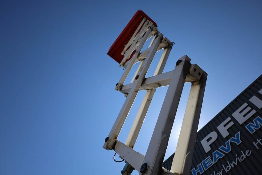 Plataforma de Tijera/ Plataforma de tesoura Holland Lift Ecostar HL-9710 Electric, 12m Working Height, 325k: foto 9 Plataforma de Tijera/ Plataforma de tesoura Holland Lift Ecostar HL-9710 Electric, 12m Working Height, 325k: foto 9